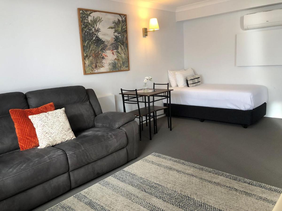 Avaleen Lodge Motor Inn Nowra Εξωτερικό φωτογραφία