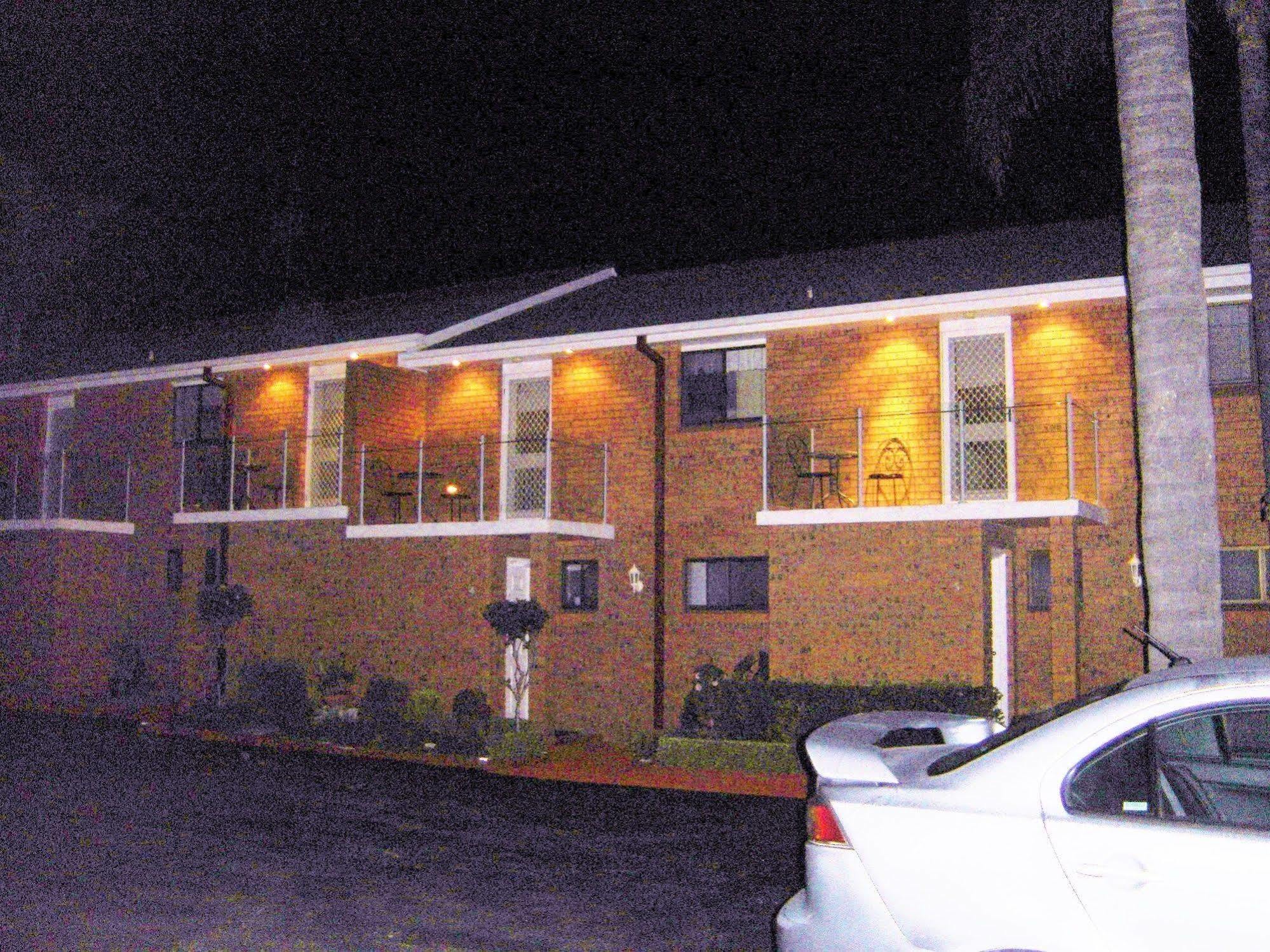 Avaleen Lodge Motor Inn Nowra Εξωτερικό φωτογραφία